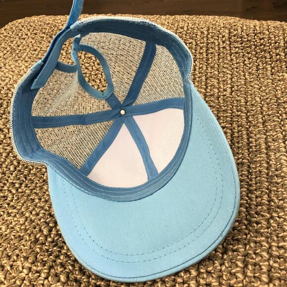 Women’s Light Blue Baseball Cap with Ponytail Opening - Picture 3 of 4
